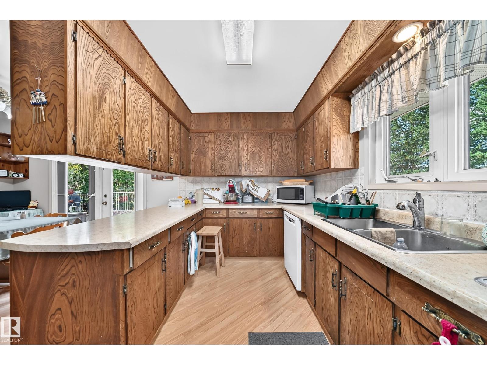 6528 TWP ROAD 492 - 13