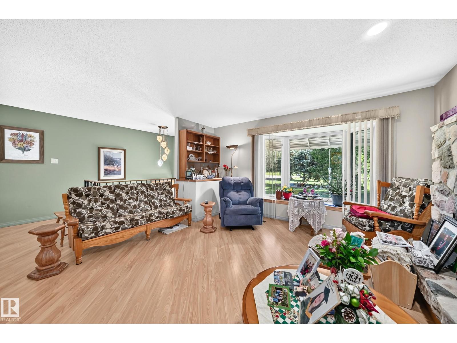 6528 TWP ROAD 492 - 7
