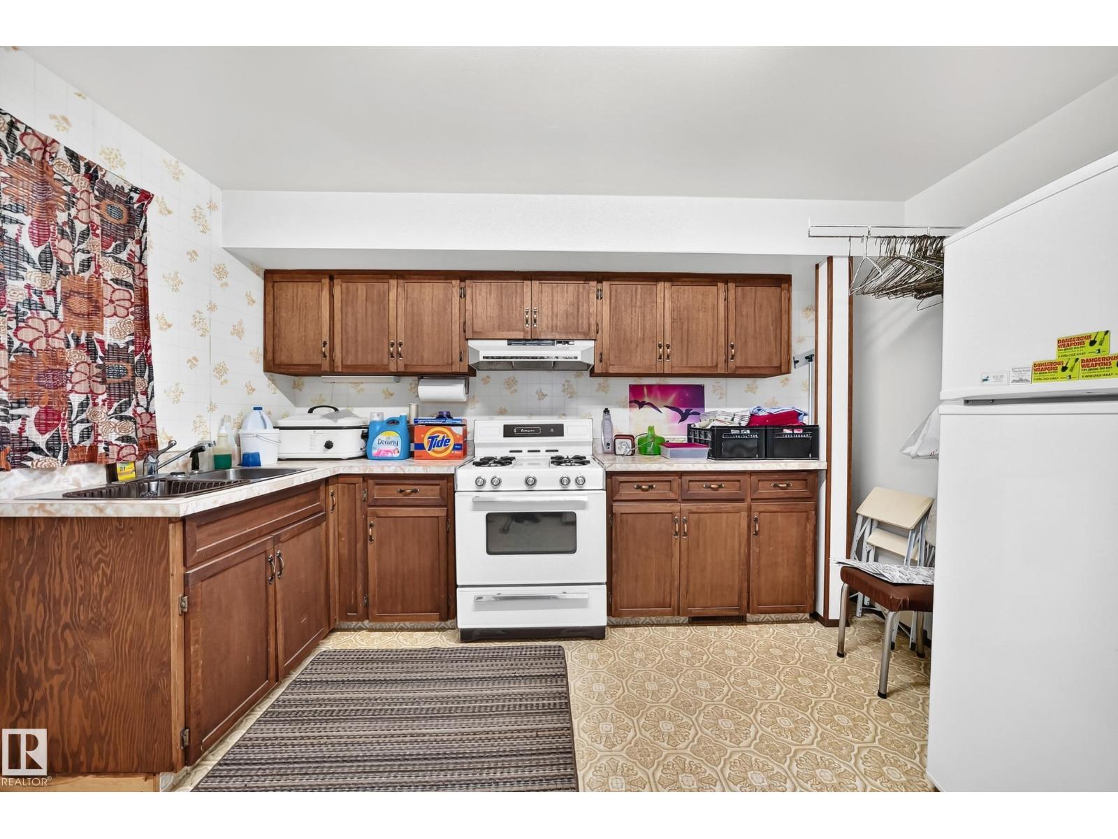 6528 TWP ROAD 492 - Image 39