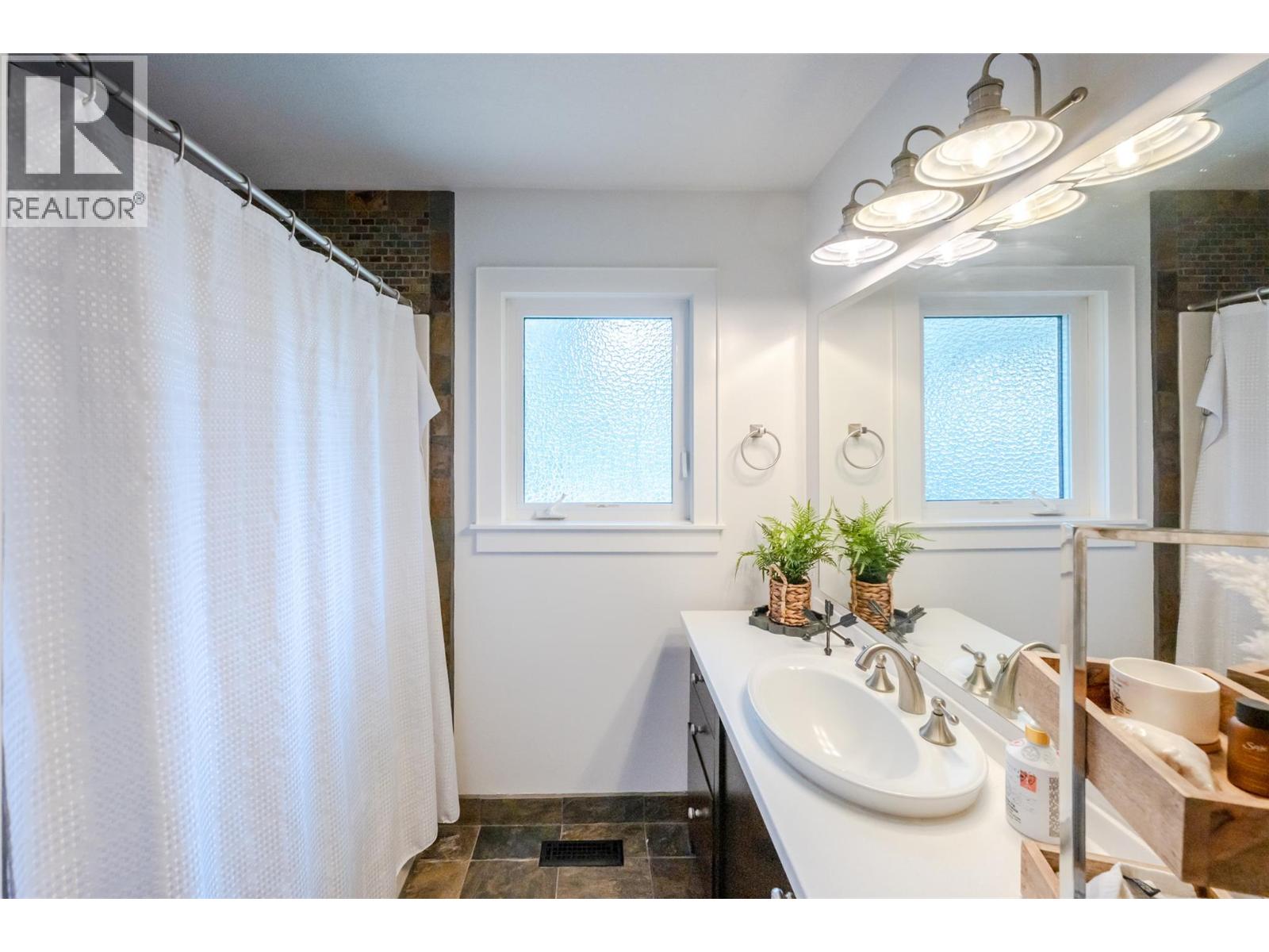 1507 Wharf Street - 18