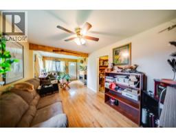 1562 Arrow Lakes Drive, Castlegar, BC V1N3N3 Photo 10