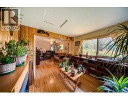 1562 Arrow Lakes Drive, Castlegar, BC V1N3N3 Photo 11