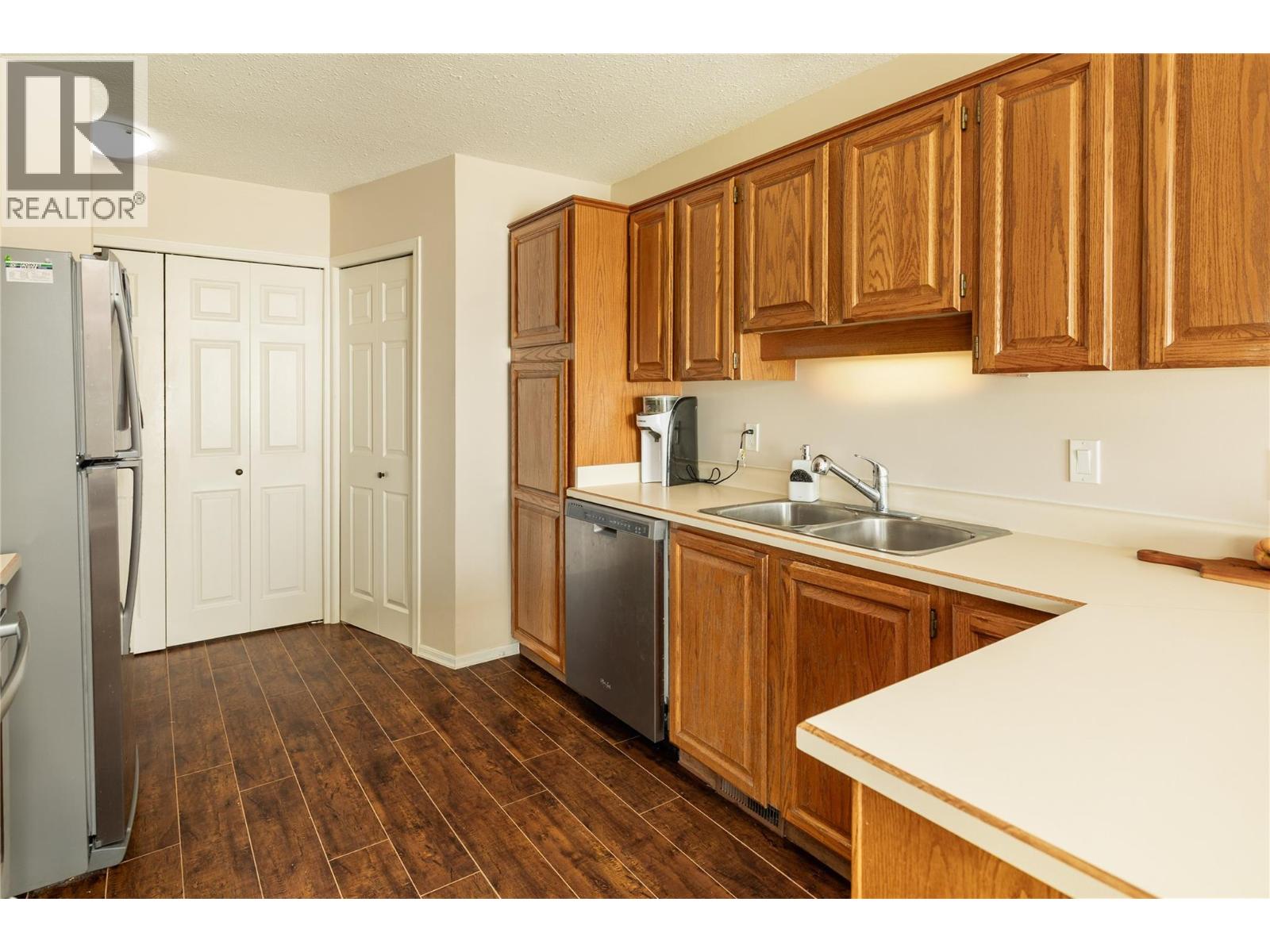 2226 Golf Course Drive, West Kelowna