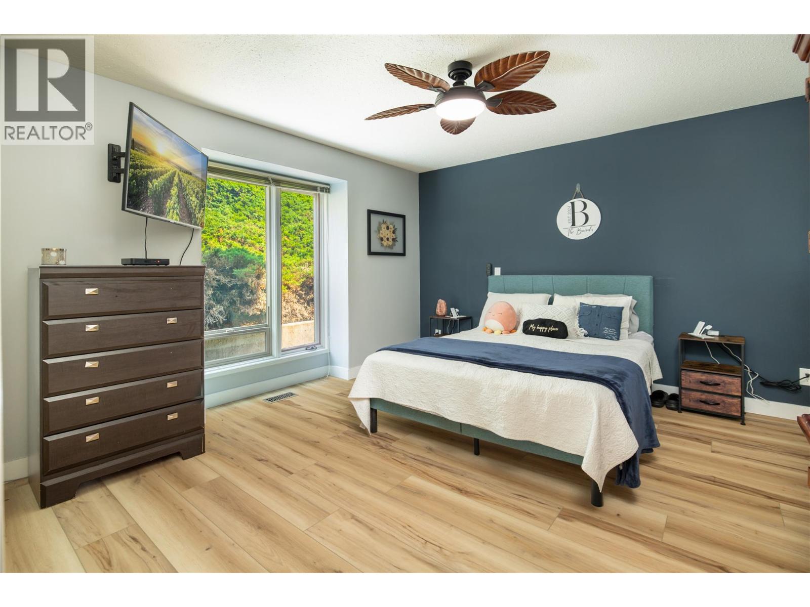  2226 Golf Course Drive, West Kelowna