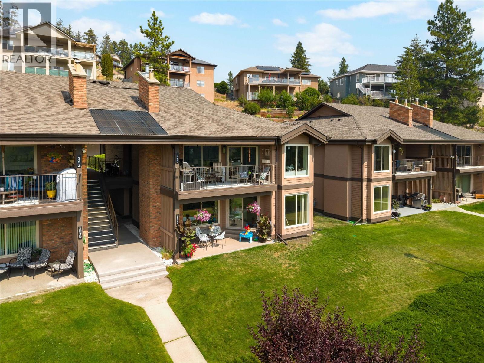  2226 Golf Course Drive, West Kelowna