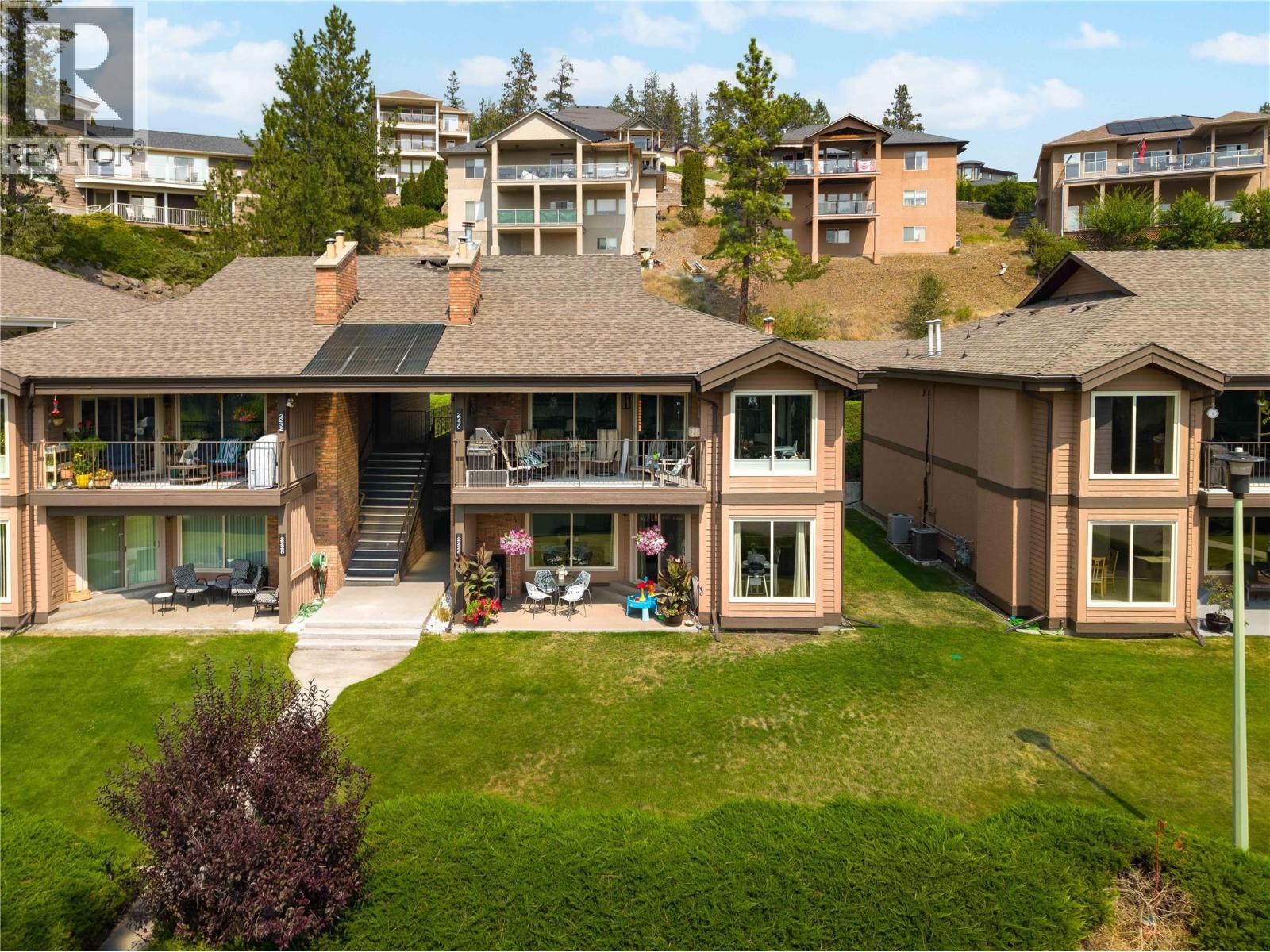  2226 Golf Course Drive, West Kelowna