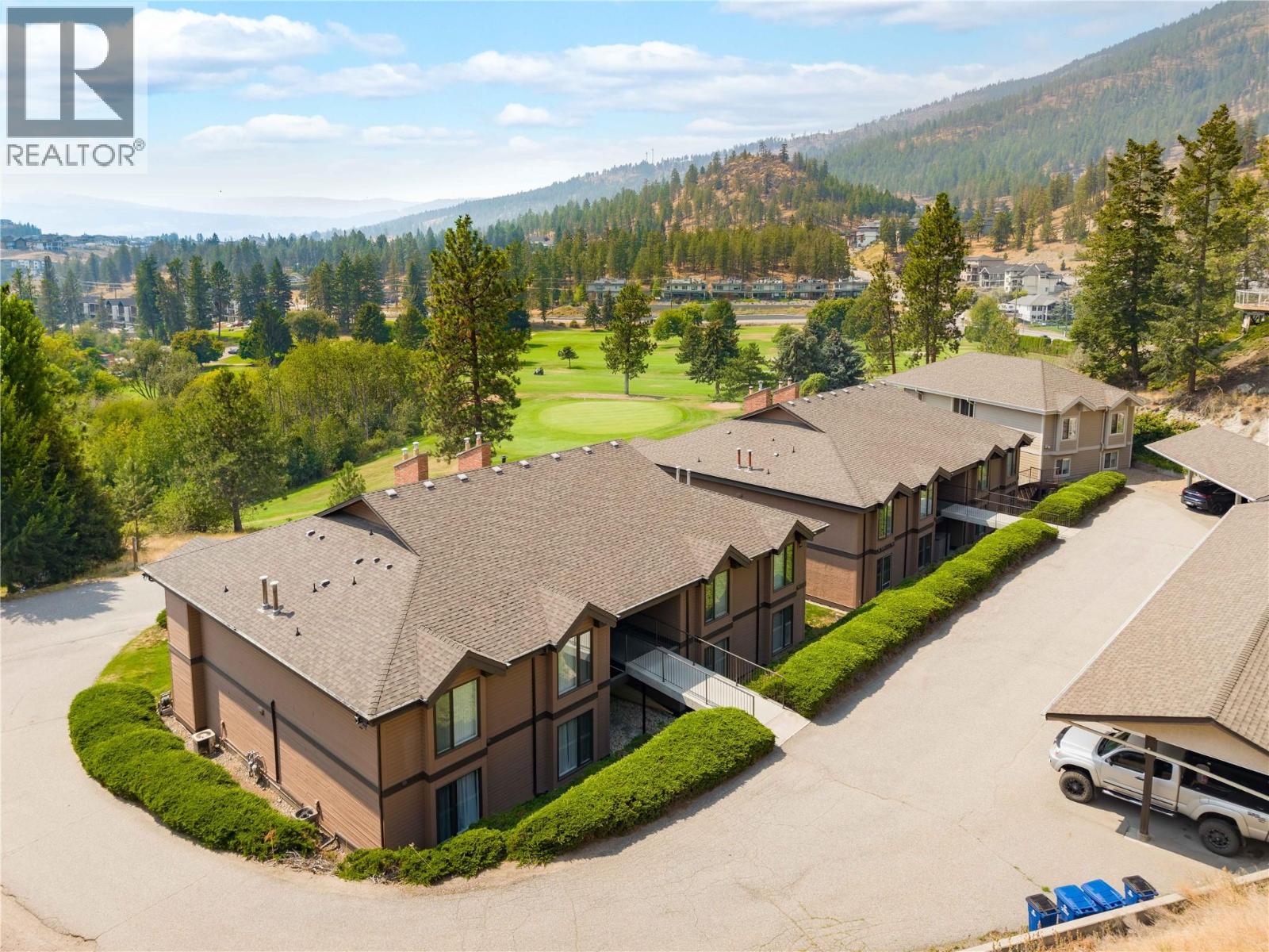  2226 Golf Course Drive, West Kelowna