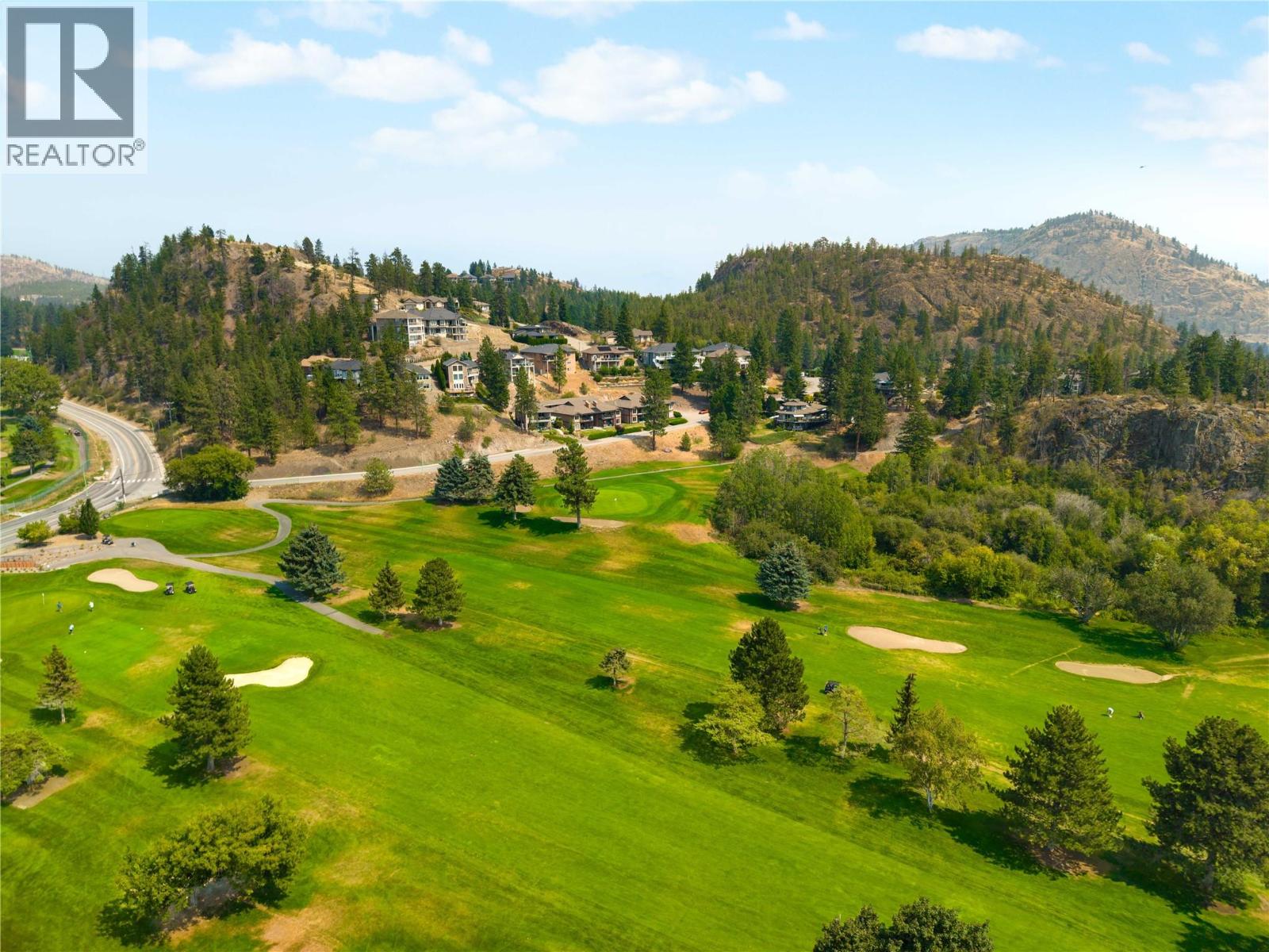  2226 Golf Course Drive, West Kelowna