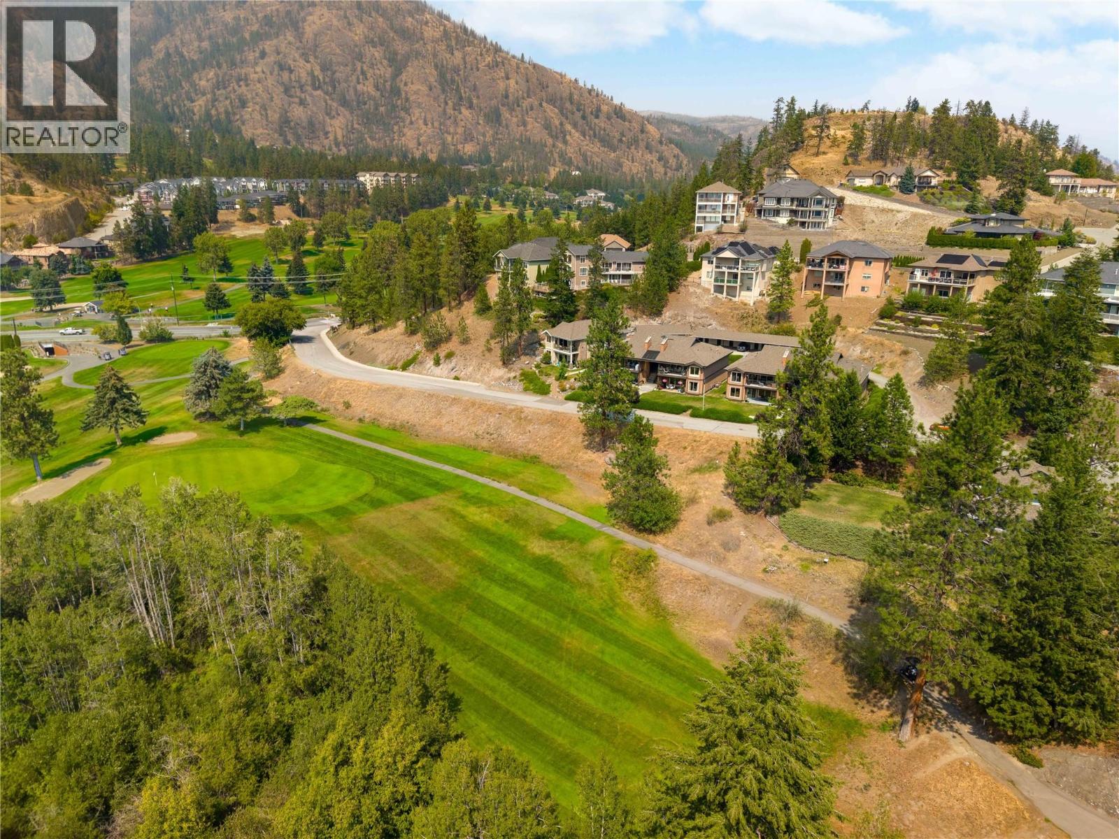  2226 Golf Course Drive, West Kelowna