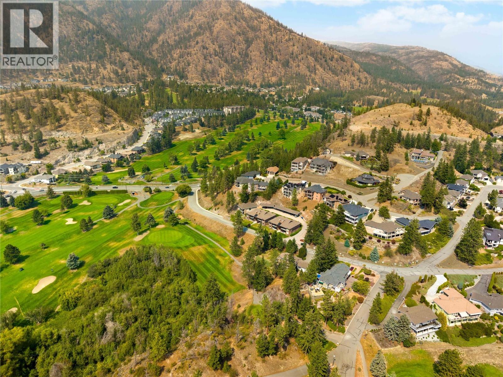  2226 Golf Course Drive, West Kelowna