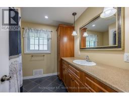 6 Highland Drive, Tillsonburg, ON N4G2E9 Photo 18