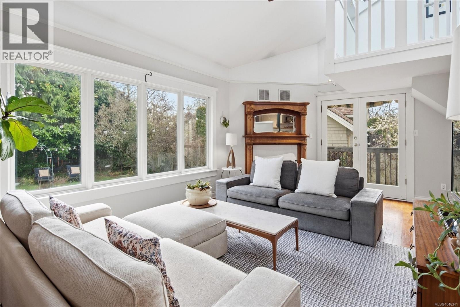 2353 Windsor Rd - 2