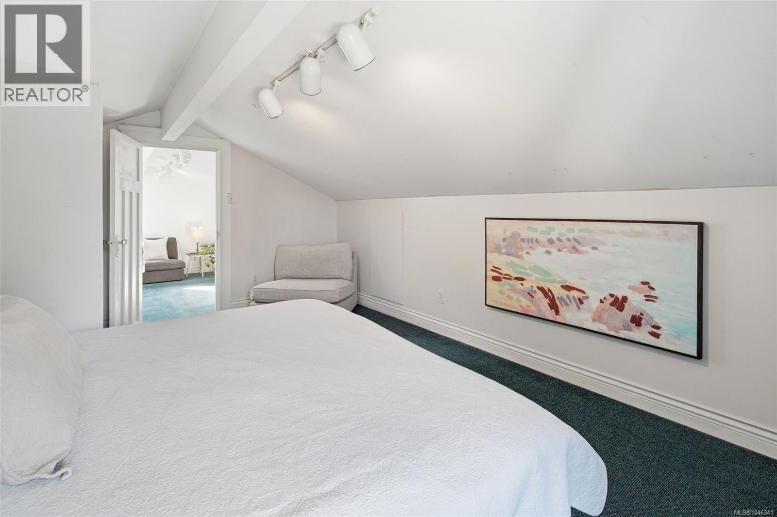  2353 Windsor Road, Oak Bay