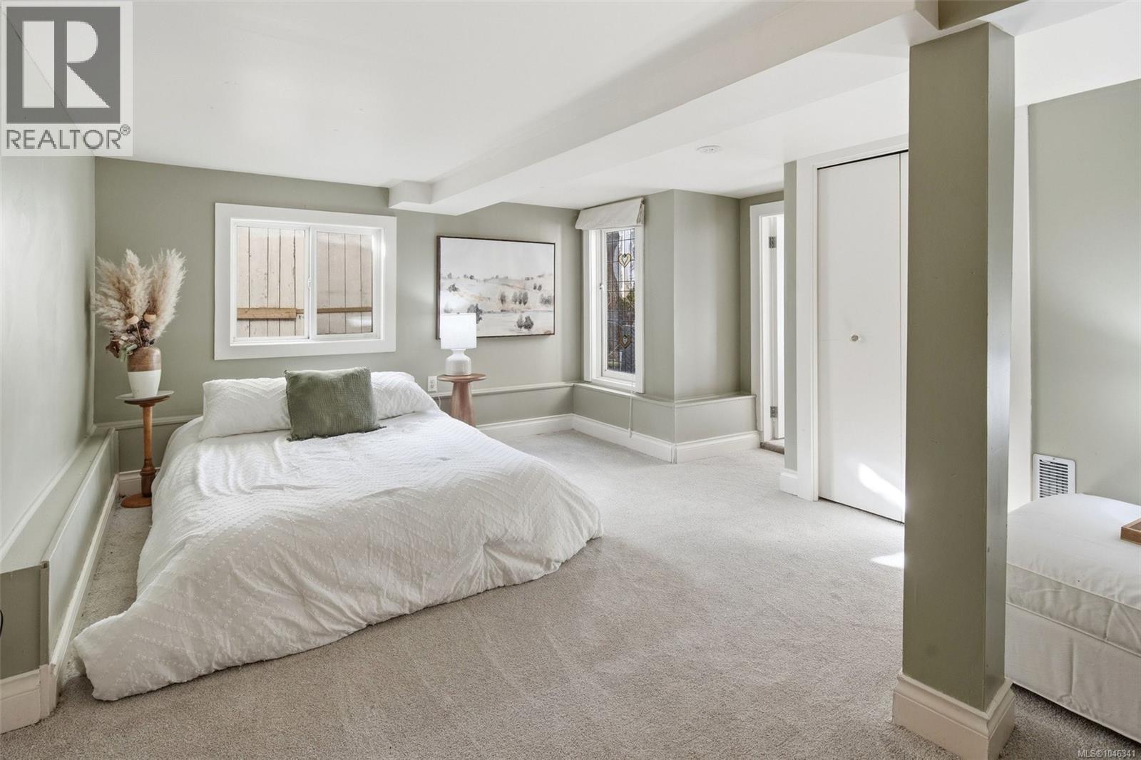  2353 Windsor Road, Oak Bay