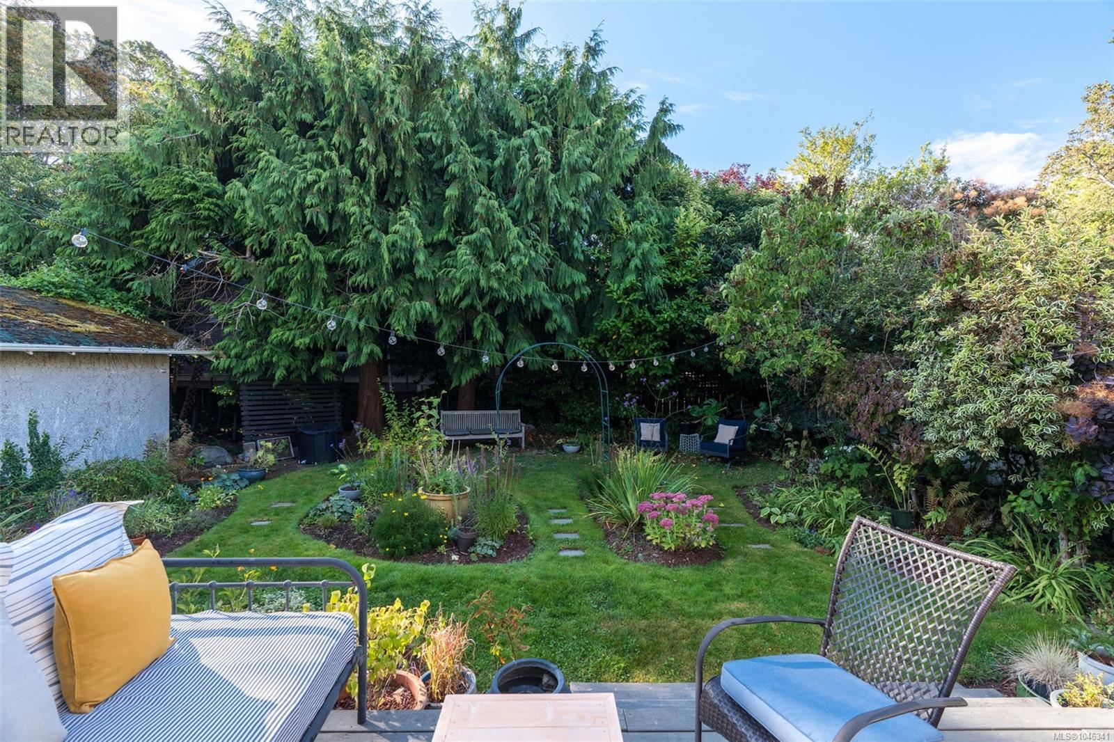  2353 Windsor Road, Oak Bay