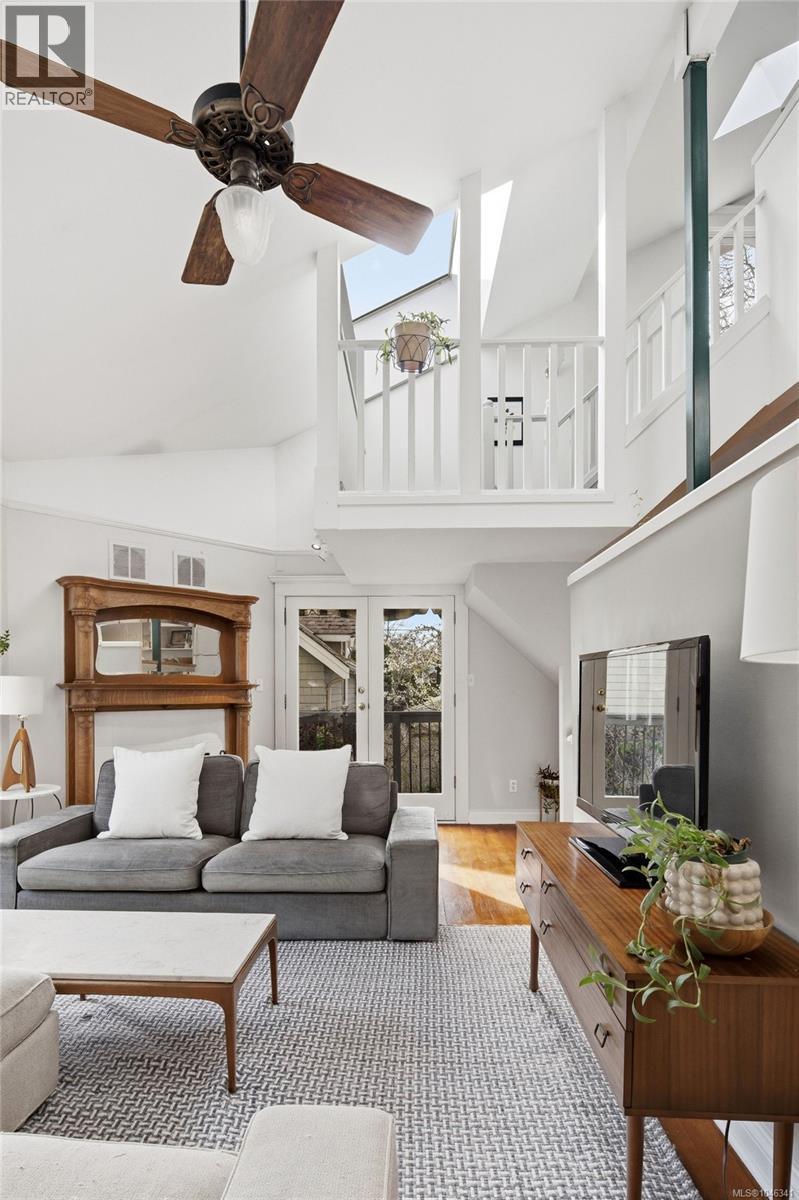  2353 Windsor Road, Oak Bay