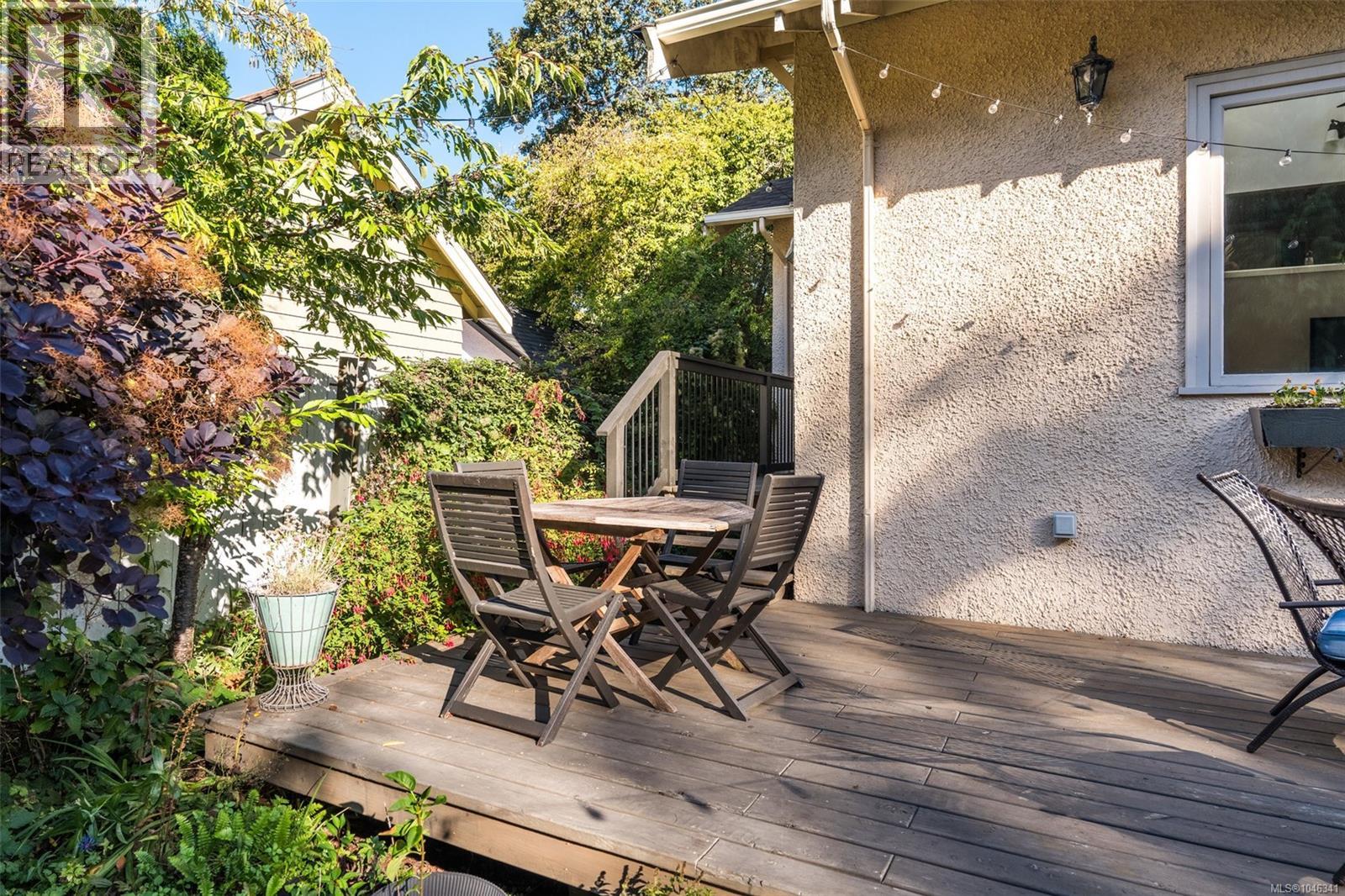 2353 Windsor Rd - 52