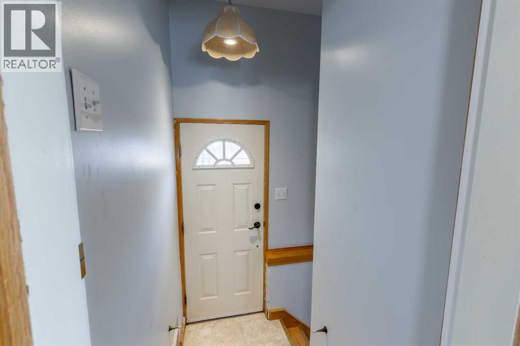 1005 17 Street N - Image 20