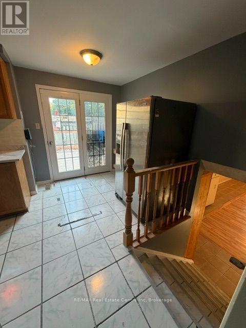22 CALAIS PLACE W — photo 2