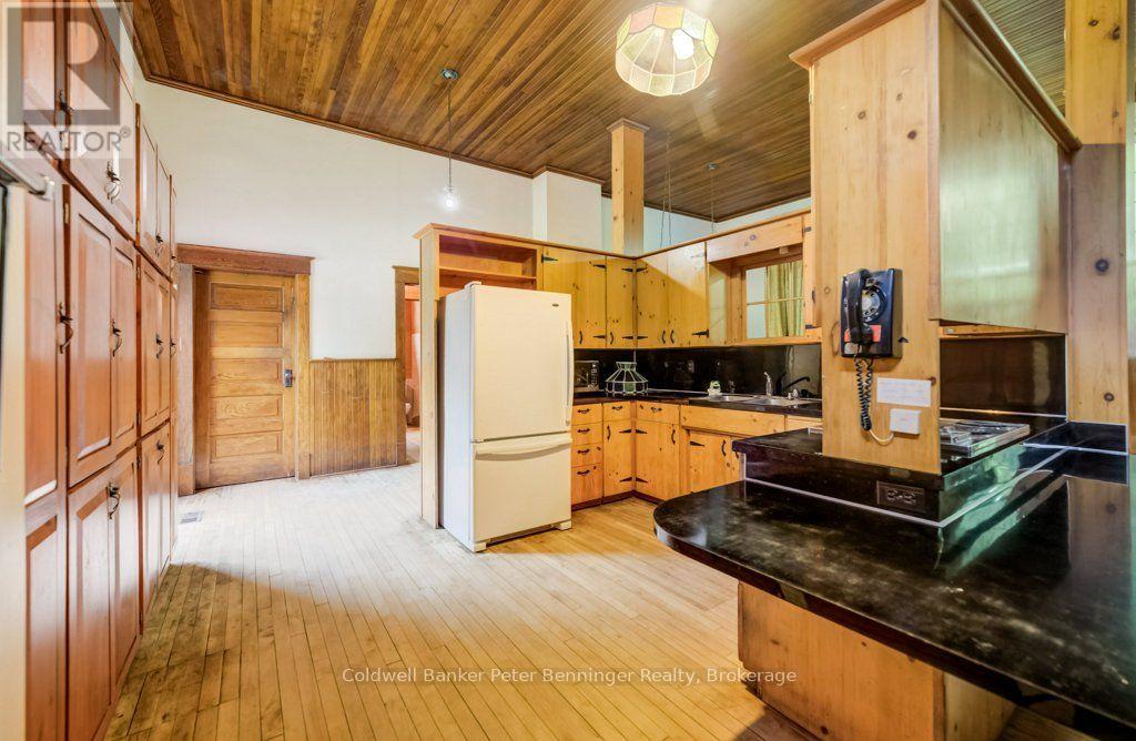 388 BRUCE ROAD 2 - 6