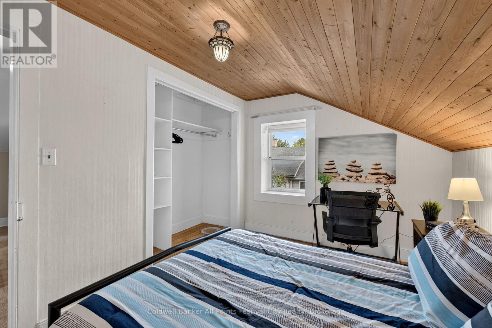 85 CAMBRIA ROAD N - 29