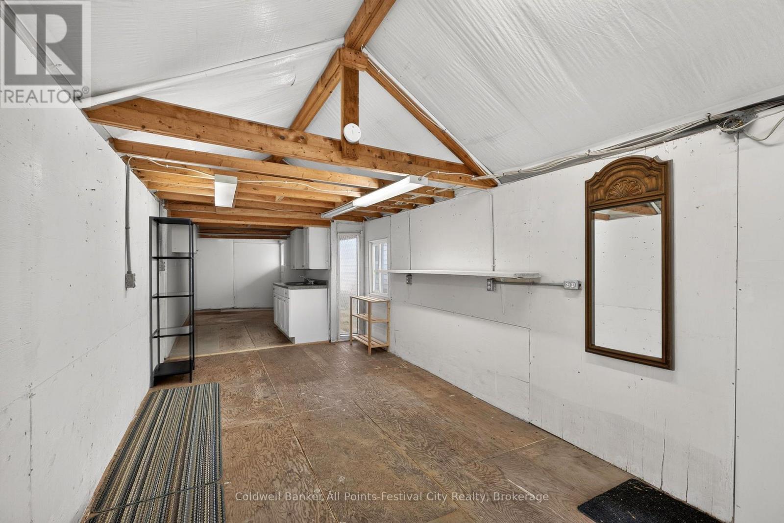 85 CAMBRIA ROAD N - Image 45
