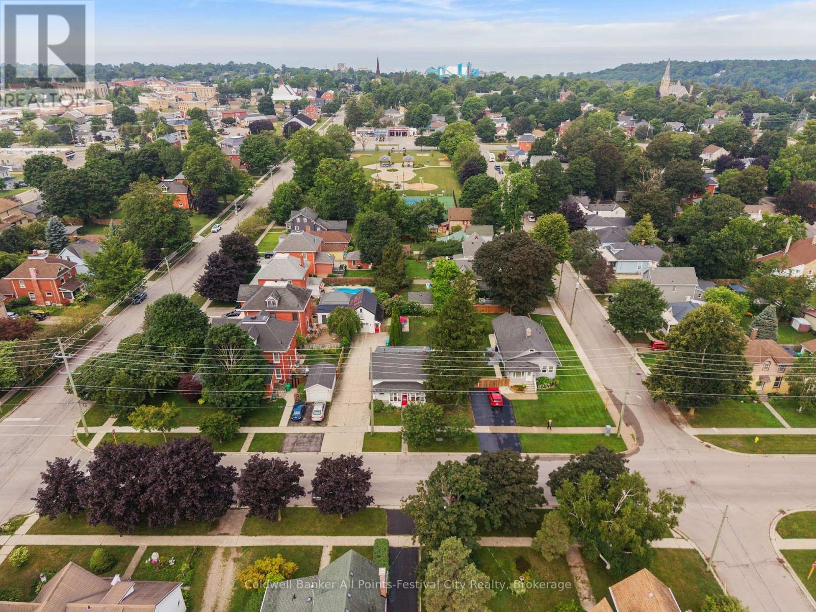 85 CAMBRIA ROAD N - 50