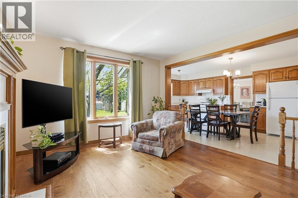 11 GREENBRIAR Court - 5