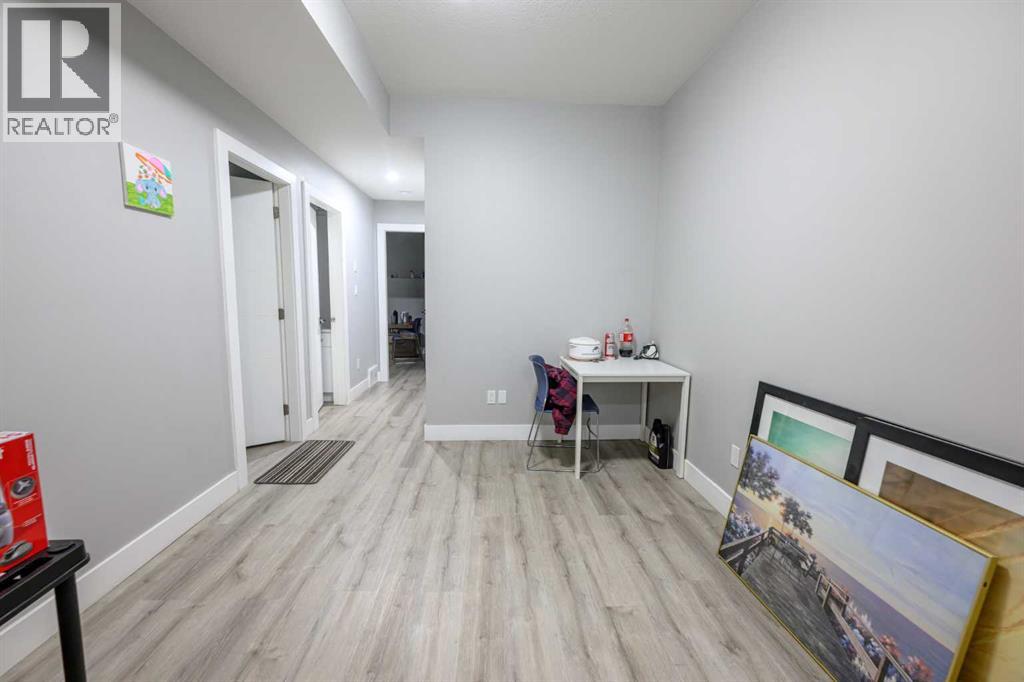 9303 107 Avenue - 6