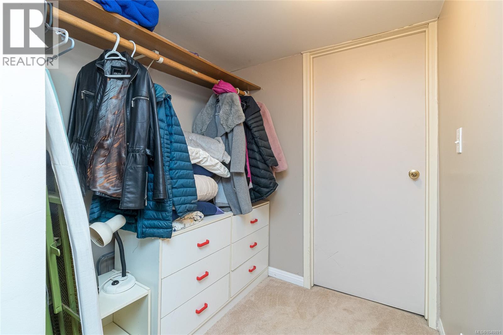 367 Vincent Ave - 44
