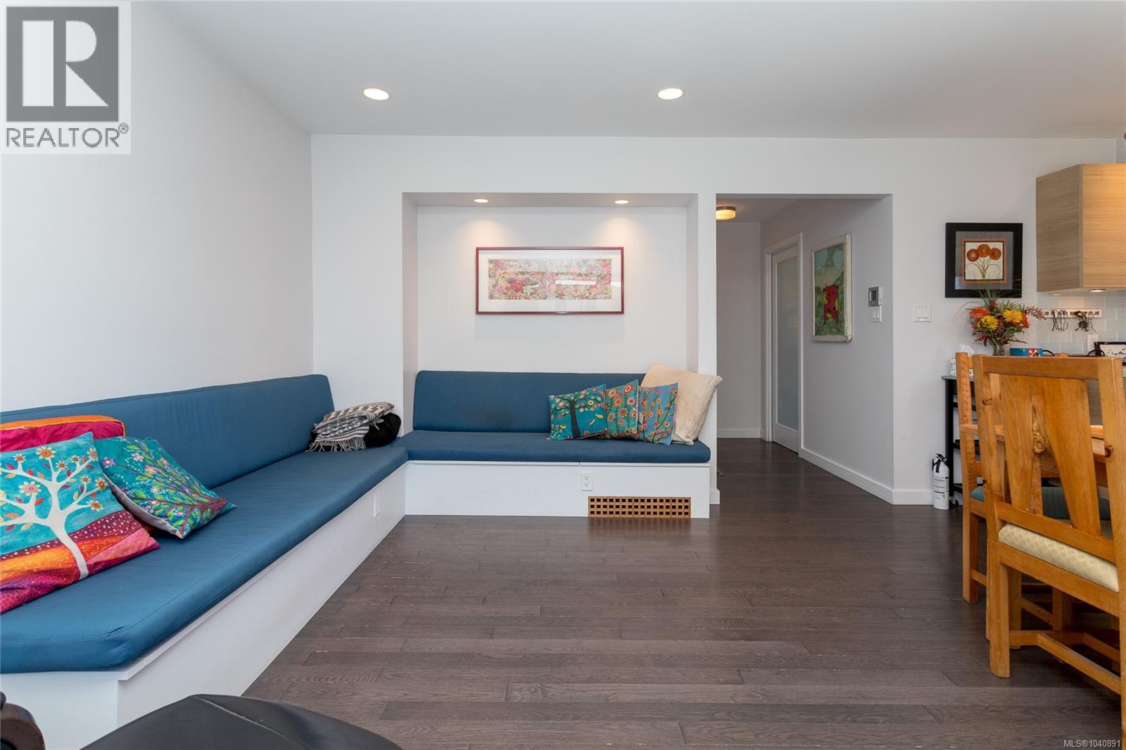 367 Vincent Ave - Image 18