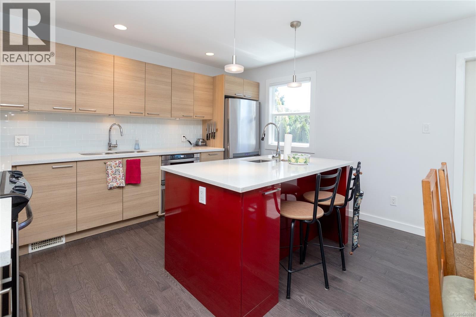 367 Vincent Ave - 24