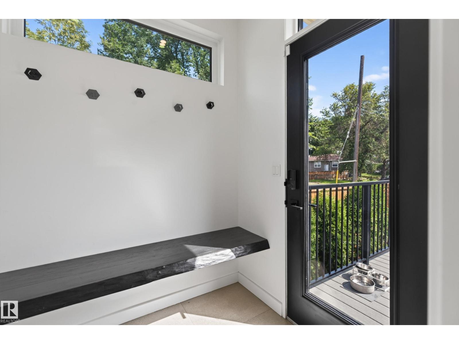 10155 84 ST NW - 19