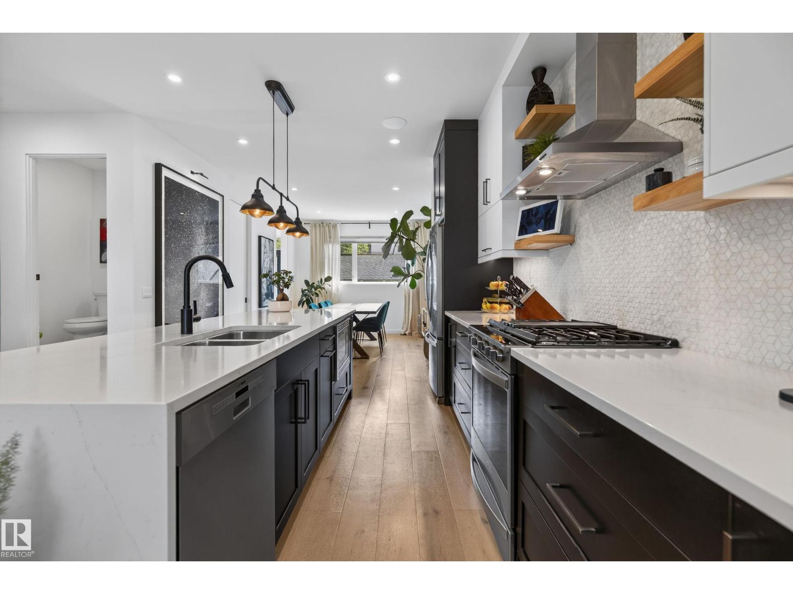 10155 84 ST NW - Image 14