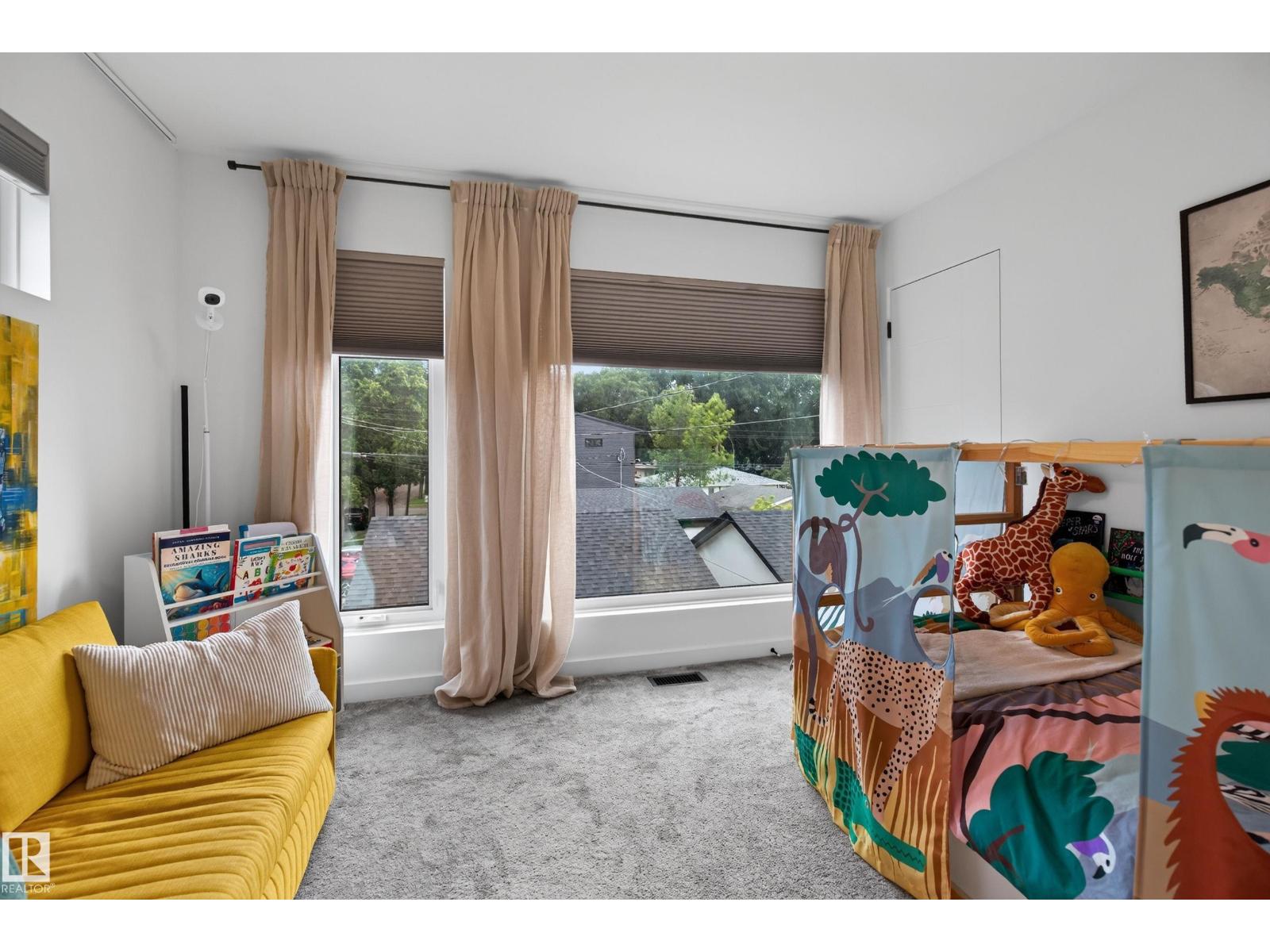 10155 84 ST NW - 36
