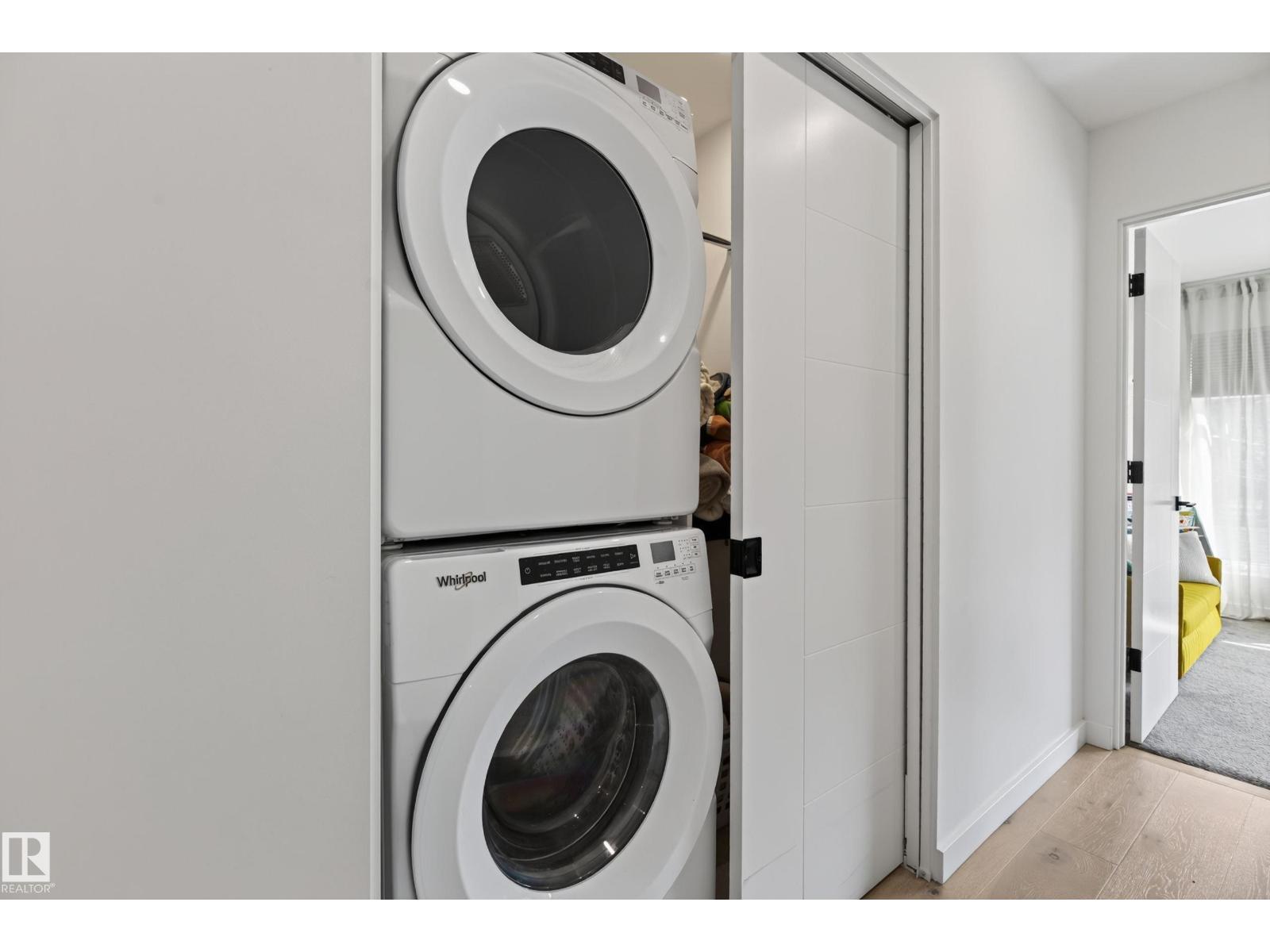 10155 84 ST NW - 31