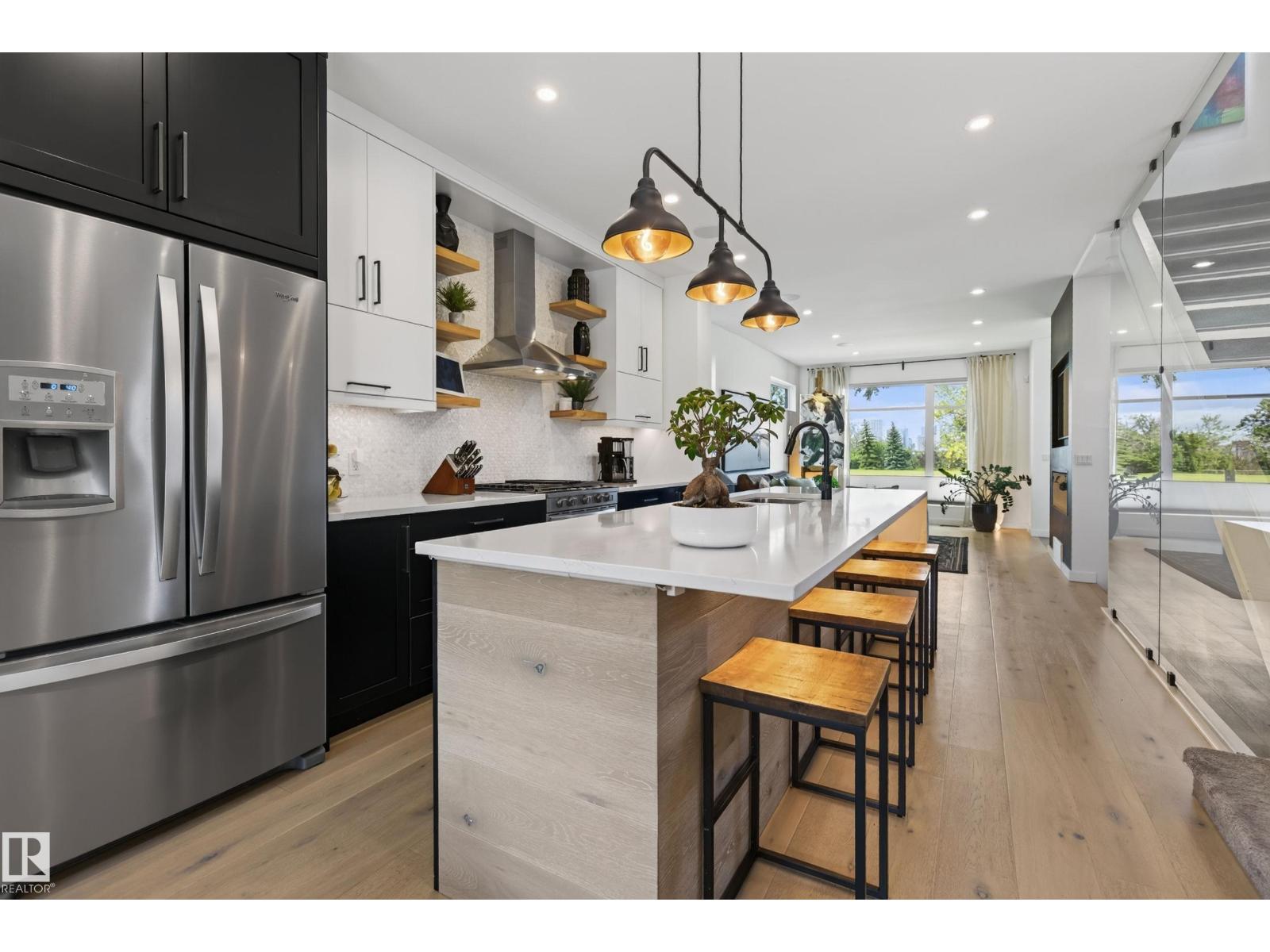 10155 84 ST NW - Image 15