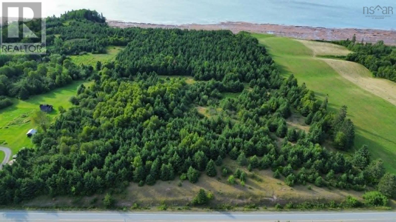 15 Lot 215 Highway
