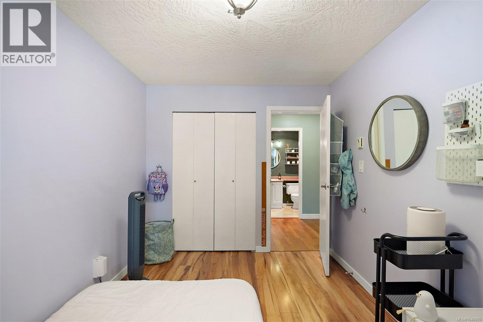 #306 3400 Quadra St - 14
