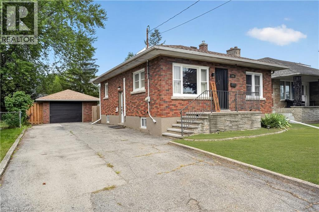 158 HOMEWOOD Avenue - 2
