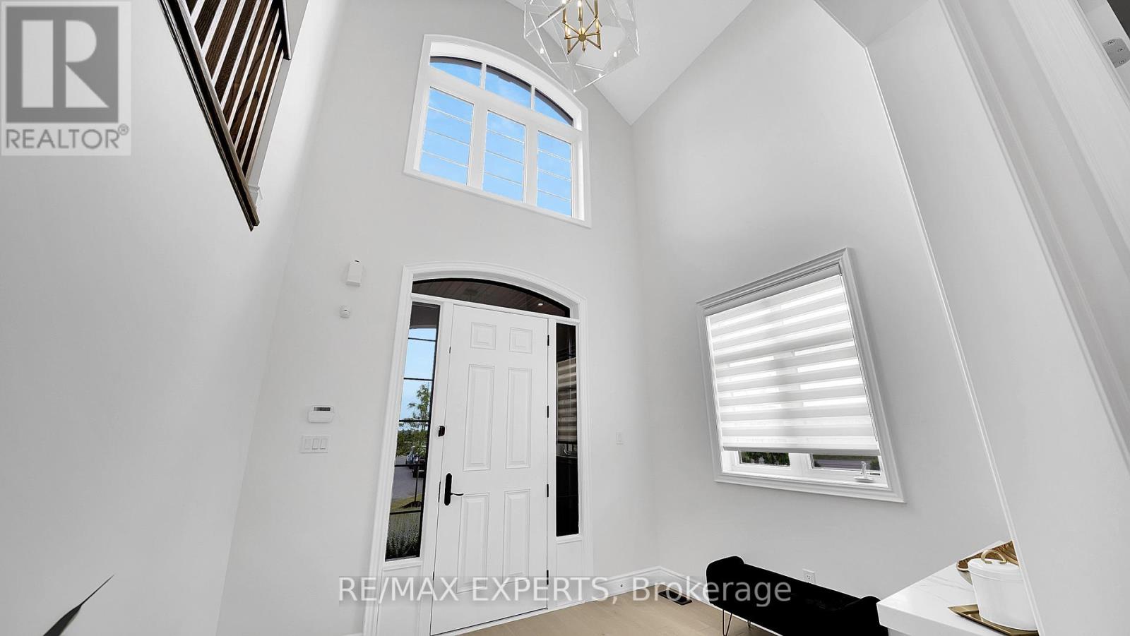 89 ROSSHAVEN CRESCENT - 2