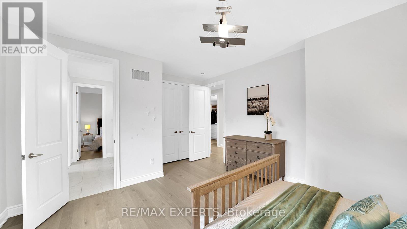 89 ROSSHAVEN CRESCENT - 37