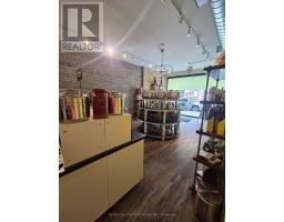 151 Roncesvalles Avenue, Toronto, ON M6R2L3 Photo 6
