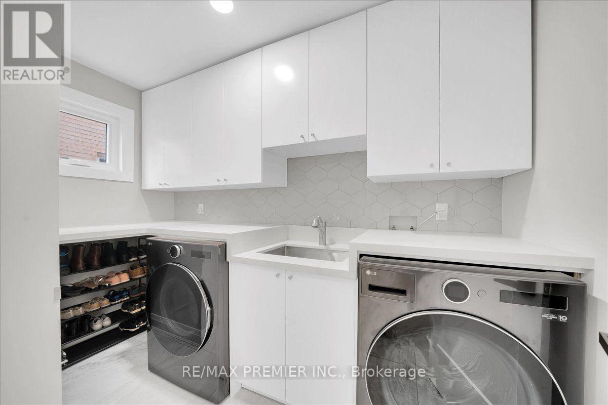 23 BERRYDOWN DRIVE - 21