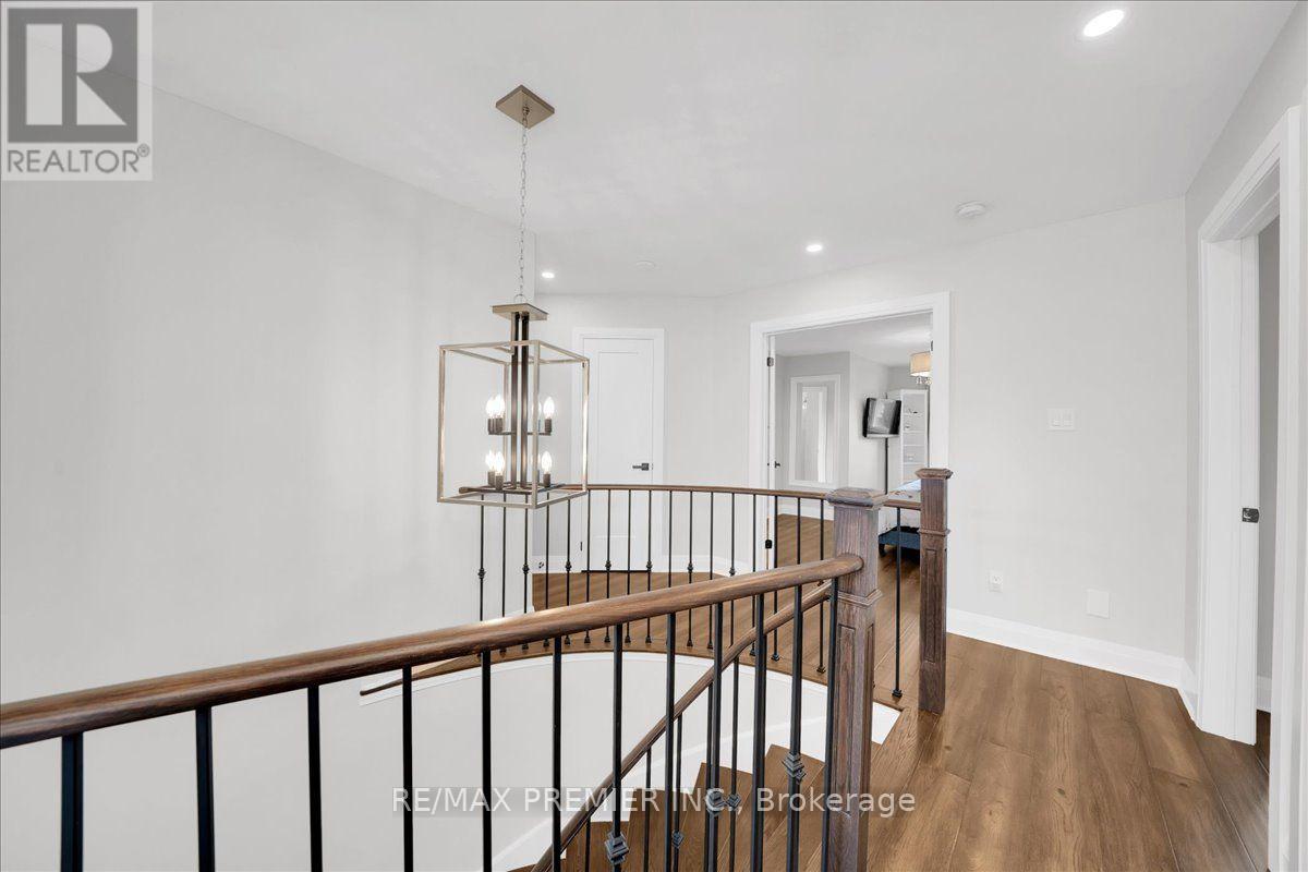 23 BERRYDOWN DRIVE - 23