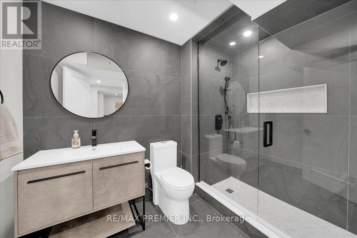 23 BERRYDOWN DRIVE - 34