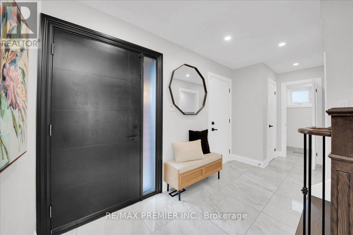 23 BERRYDOWN DRIVE - 6
