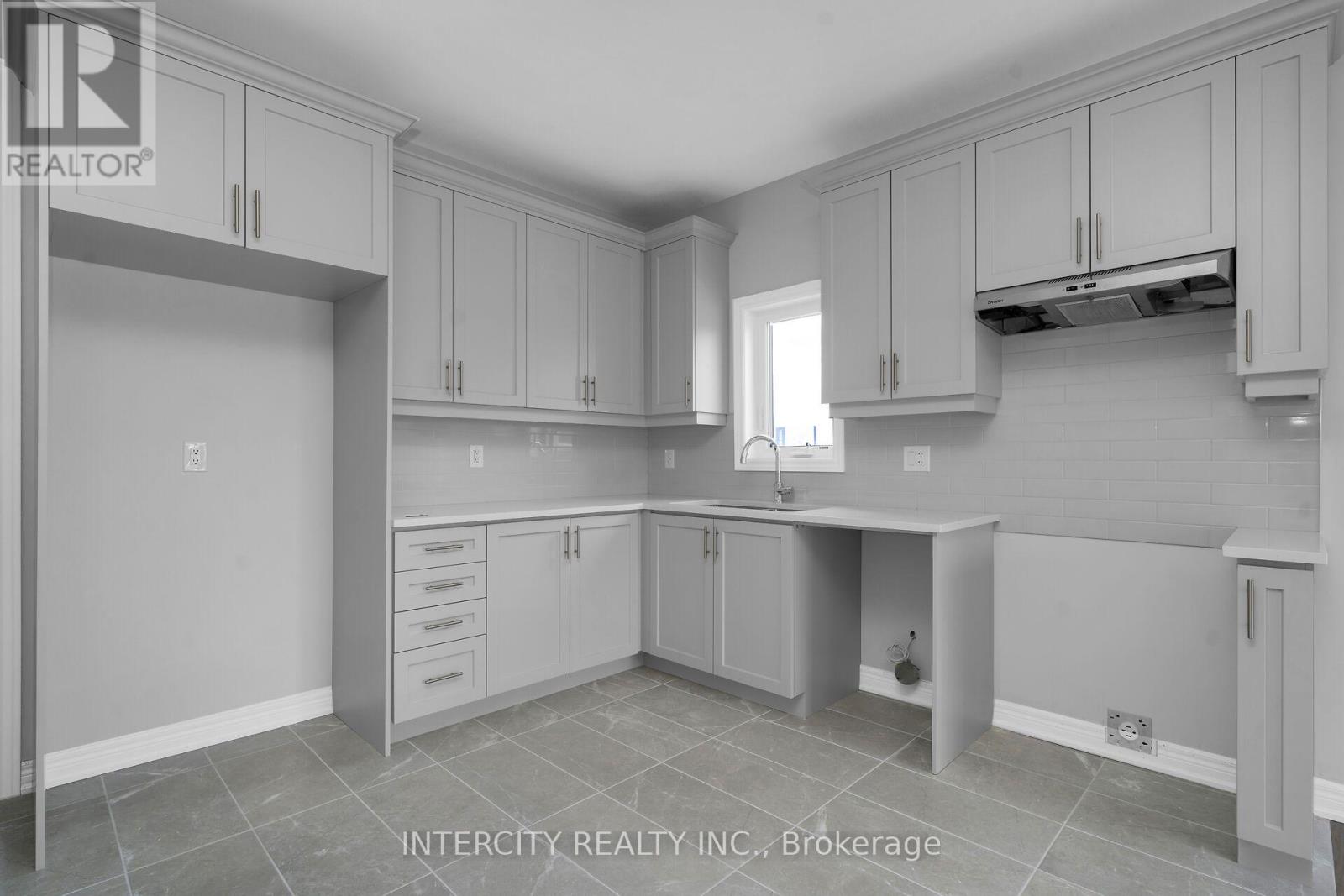 #TH 26 BLK 6 SUNBIRD WAY - Image 21
