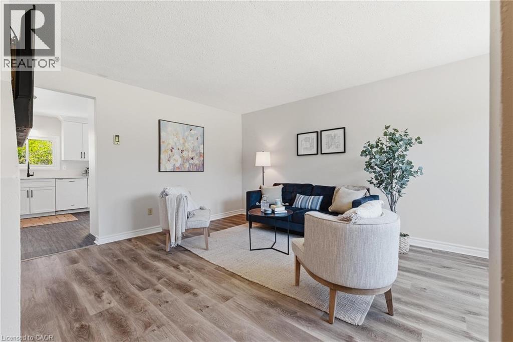 283 COLE Road — photo 3