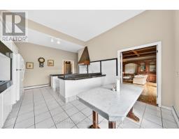 Bathroom - 213 Stone Church Road W, Hamilton, ON L9B1A2 Photo 14